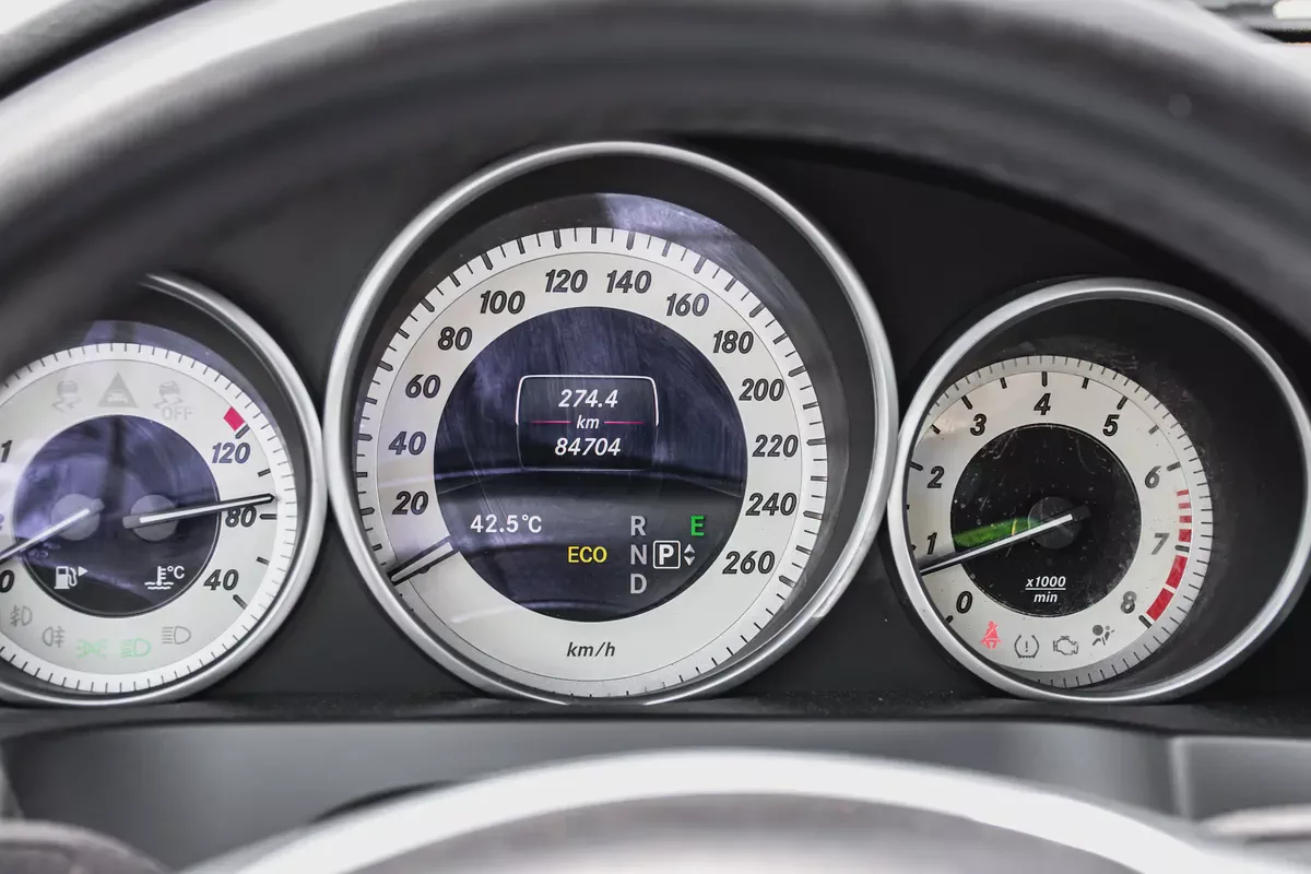 2014 Mercedes-Benz E 350 CONVERTIBLE | Japanese Specs | Excellent Condition | ONLY 84,000 KM-11-11