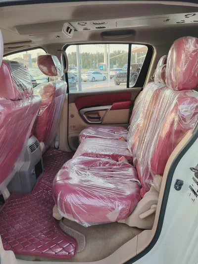 Nissan Armada LE 2015, GCC Specs - Well Maintained!-12