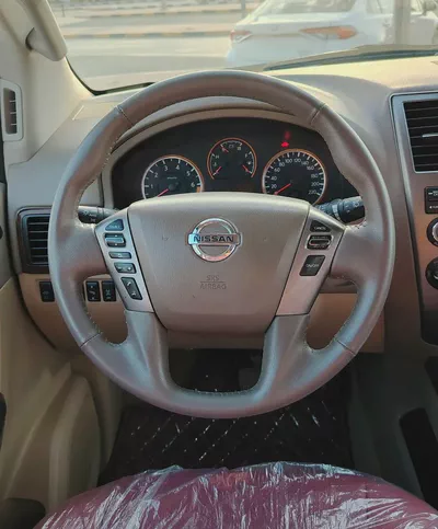 Nissan Armada LE 2015, GCC Specs - Well Maintained!-16