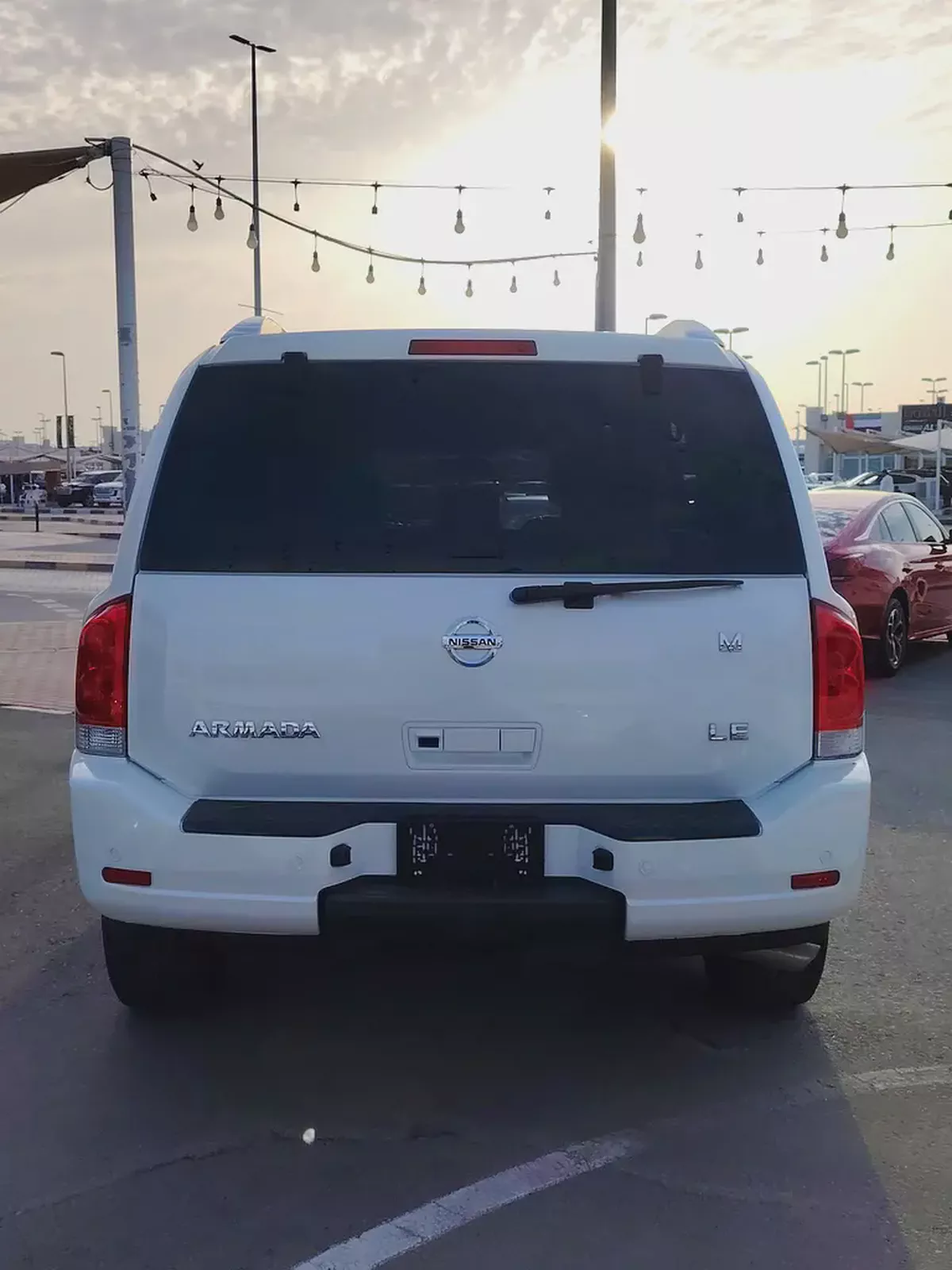 Nissan Armada LE 2015, GCC Specs - Well Maintained!-4-4