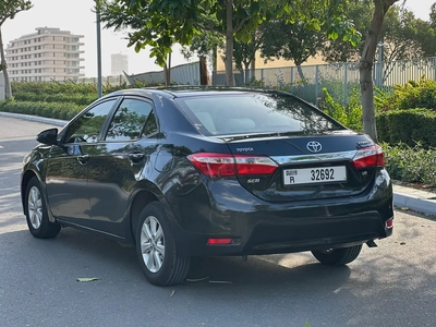 Toyota Corolla 2016 SE Plus - GCC Specs - Excellent Condition-4