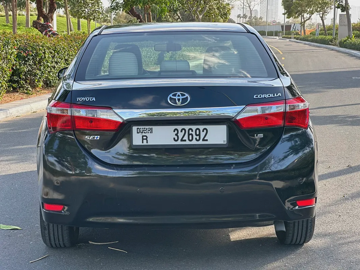 Toyota Corolla 2016 SE Plus - GCC Specs - Excellent Condition-5-5