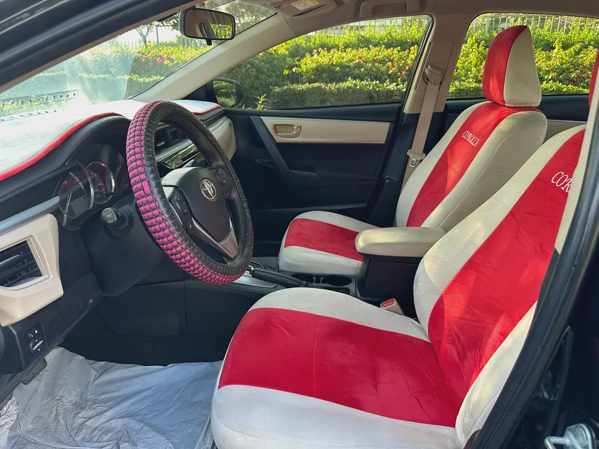Toyota Corolla 2016 SE Plus - GCC Specs - Excellent Condition-9-9