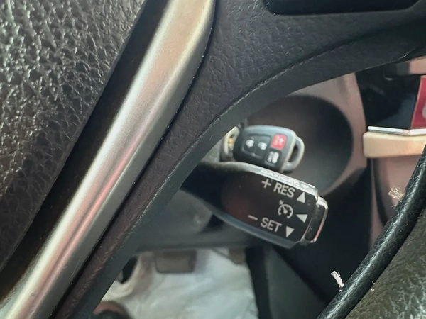 Toyota Corolla 2016 SE Plus - GCC Specs - Excellent Condition