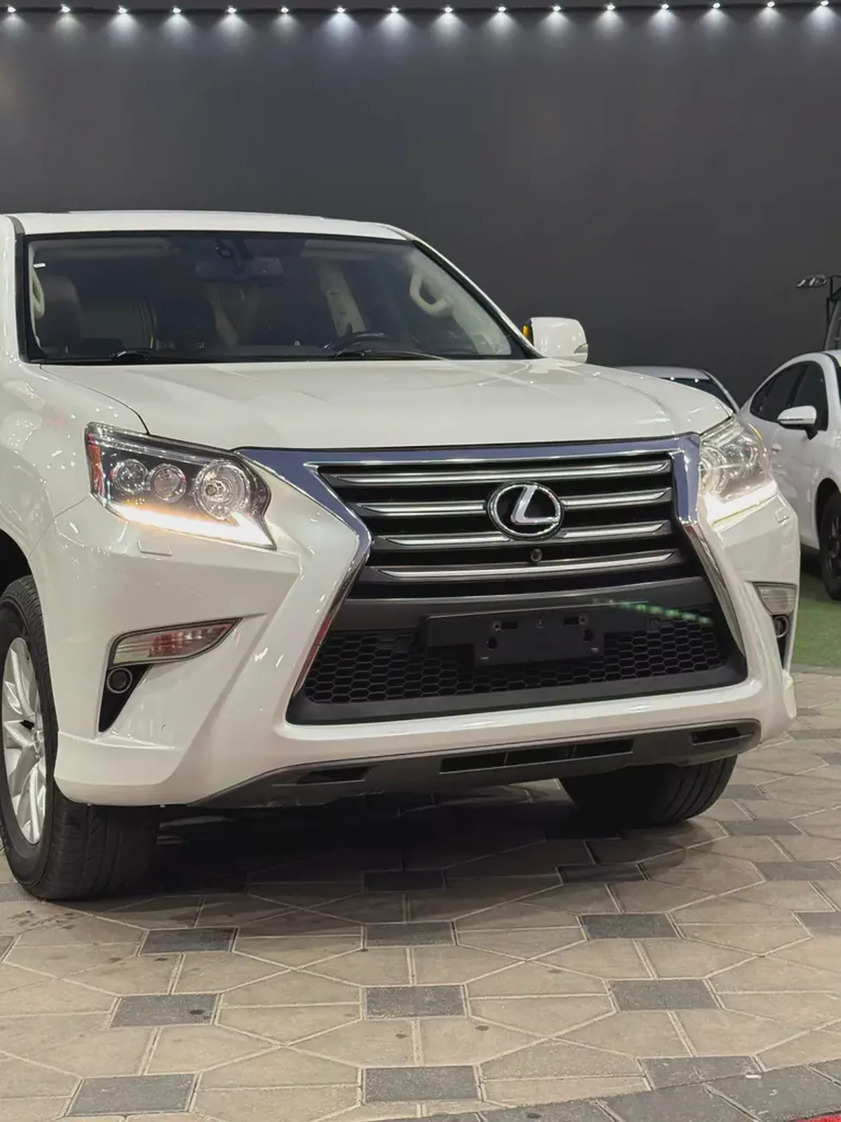 LEXUS GX460 2018 | GCC SPECS-6-6