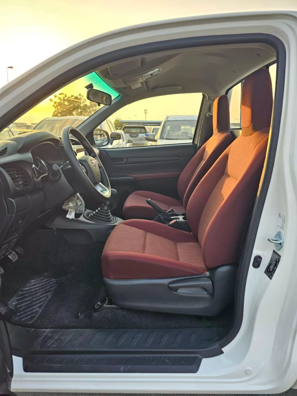 Toyota Hilux NARROW BODY SINGLE CABIN || 2.7L PETROL V4 | 4 HOOKS | FR&RR CHROME BUMPERS (CODE # HPMSC2)-10-0