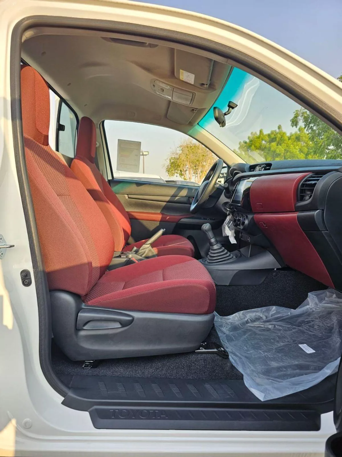 Toyota Hilux NARROW BODY SINGLE CABIN || 2.7L PETROL V4 | 4 HOOKS | FR&RR CHROME BUMPERS (CODE # HPMSC2)-11-0
