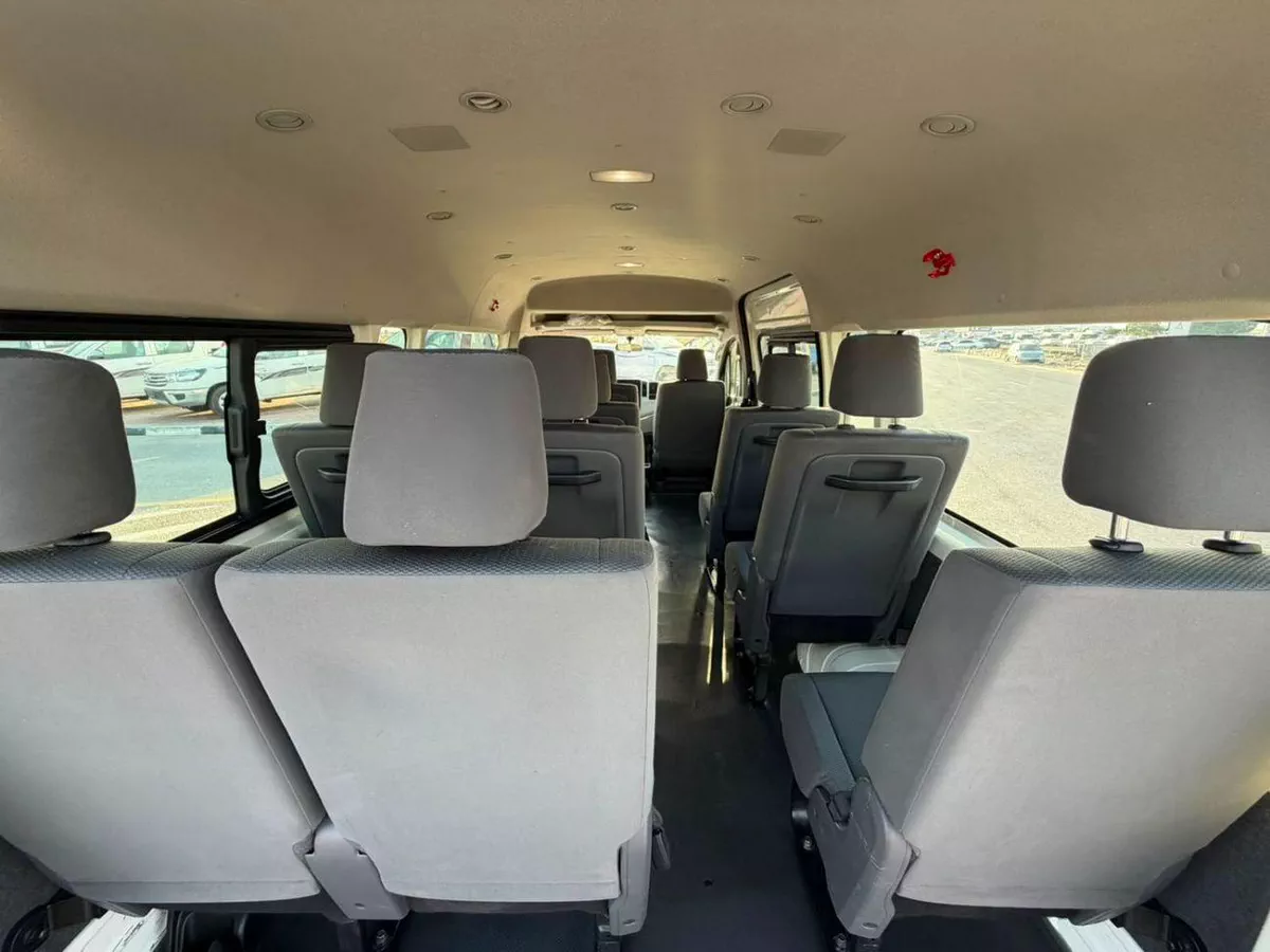 Toyota Hiace  2019 Toyota Hiace 3.5L V6 - Passenger - Patrol Manual - 13 Seater - No Accident Gcc Specs --15-0