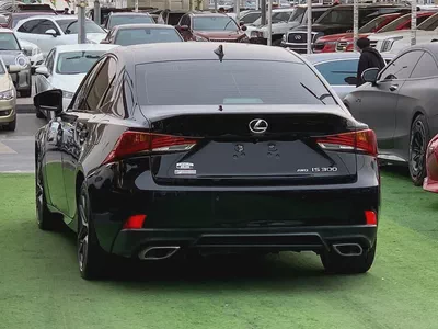 لكزس اي  اس 300. F سبورت 2020-4