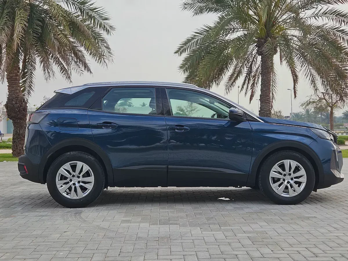 Peugeot 3008 Active Plus 2022 GCC Full New Condition Low KM Single Hand Driven Car Premium Condition-19-19
