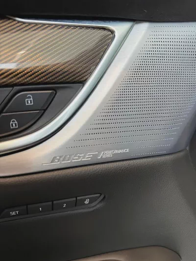 2025 Cadillac XT5 Sport - GCC Specs - Brand New!-6
