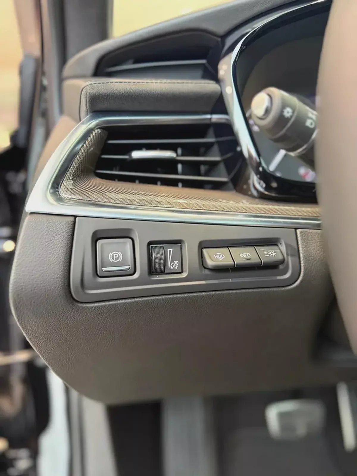 2025 Cadillac XT5 Sport - GCC Specs - Brand New!-11-11