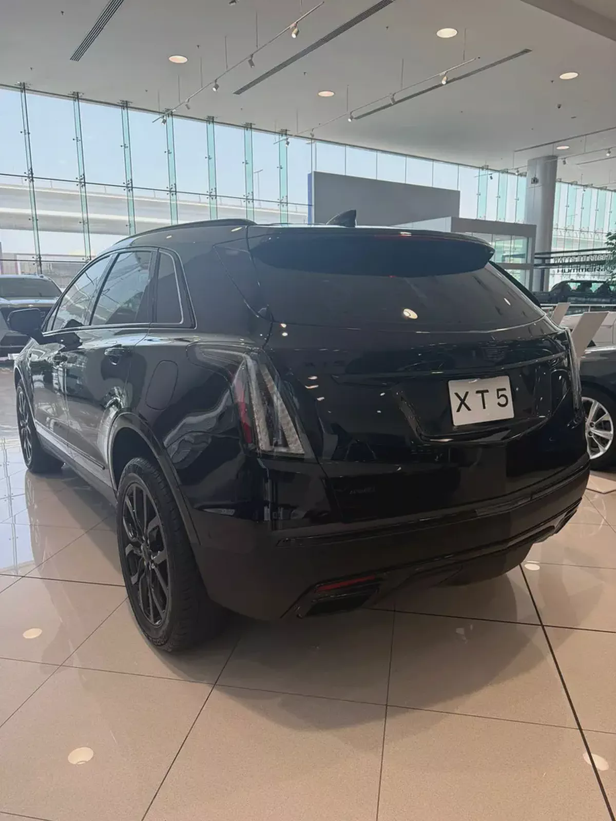 2025 Cadillac XT5 Sport - GCC Specs - Brand New!-3-3