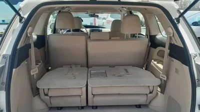 Toyota Previa GCC | 2019 | Spacious Family MPV Model: 2019 Mileage: 235,049 KM Specification: GCC Co-12