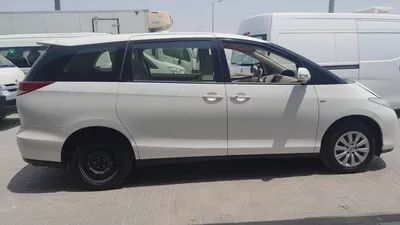 Toyota Previa GCC | 2019 | Spacious Family MPV Model: 2019 Mileage: 235,049 KM Specification: GCC Co-6