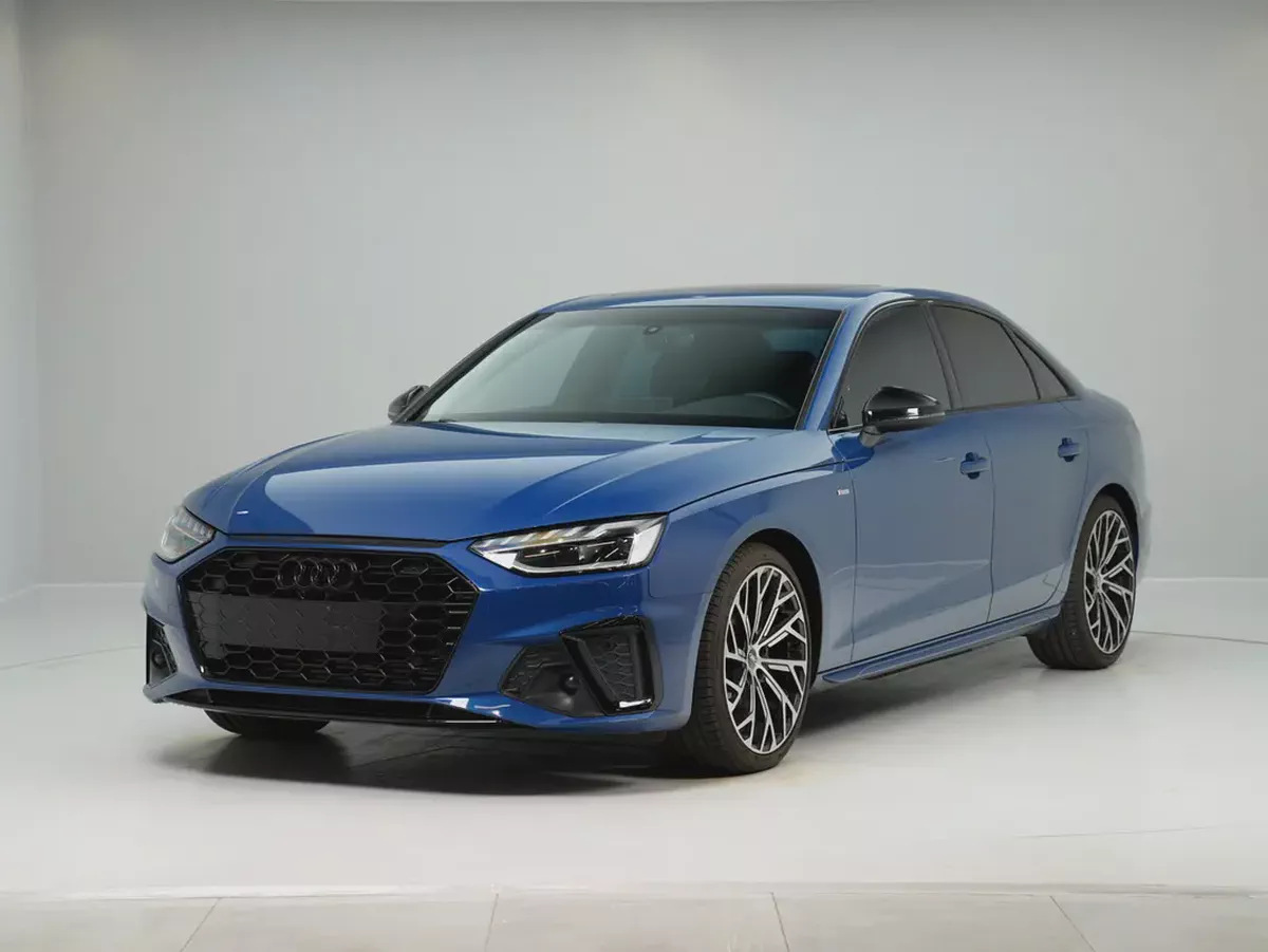 2023 Audi A4 35 TFSI S-line - GCC Specs - Great conditions