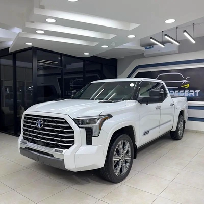 Toyota Tundra Capstone-0