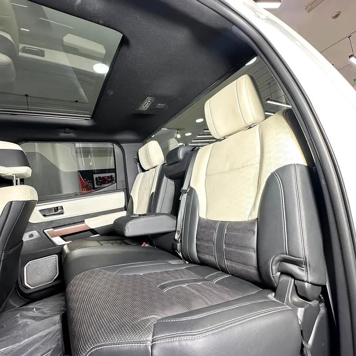 Toyota Tundra Capstone-10-10