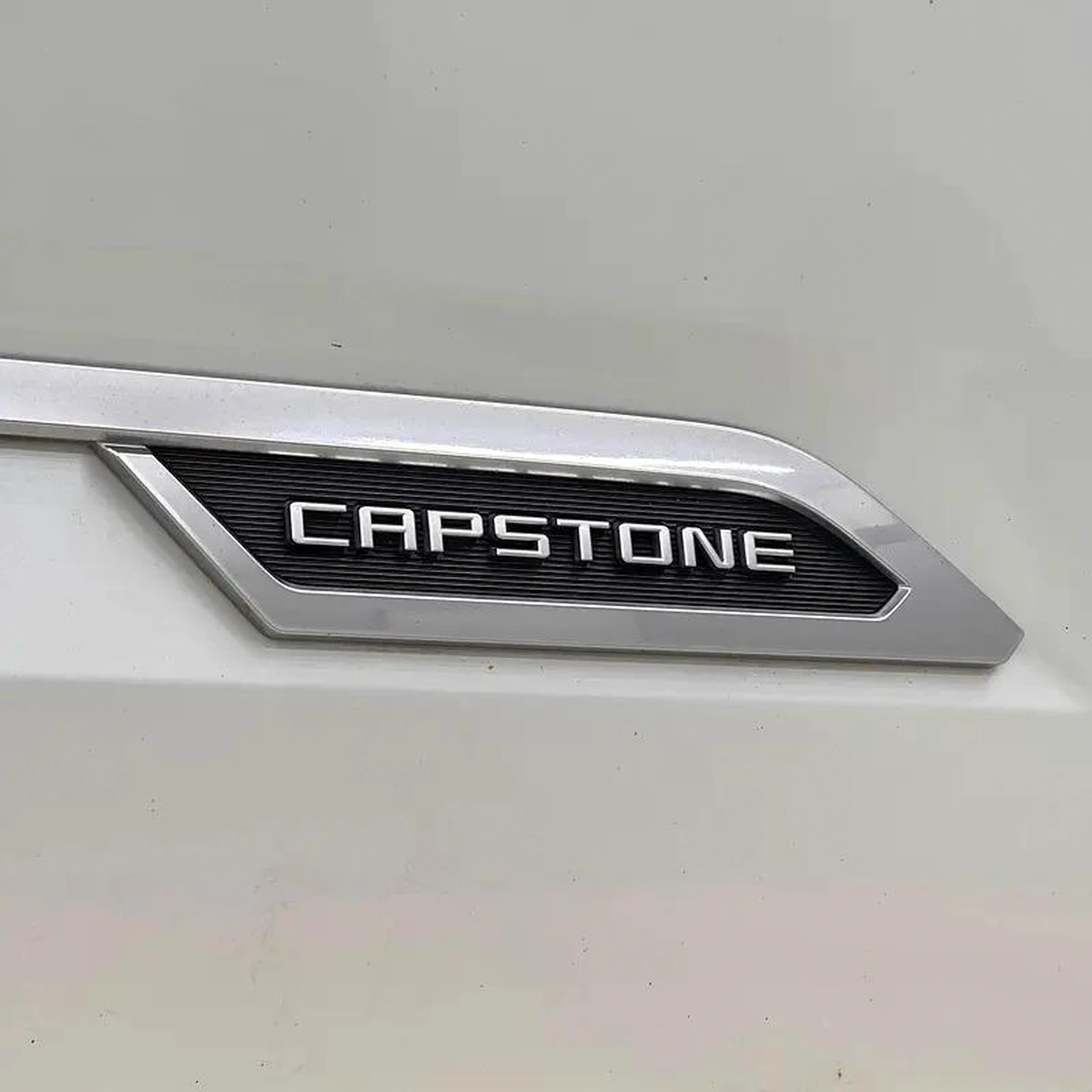 Toyota Tundra Capstone-3-3