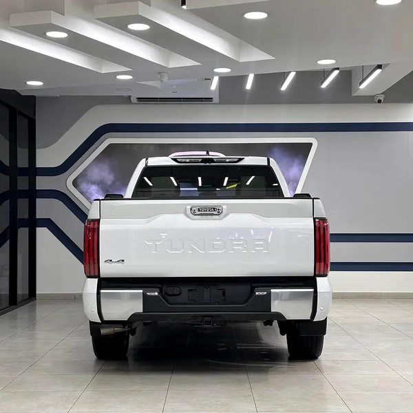 Toyota Tundra Capstone