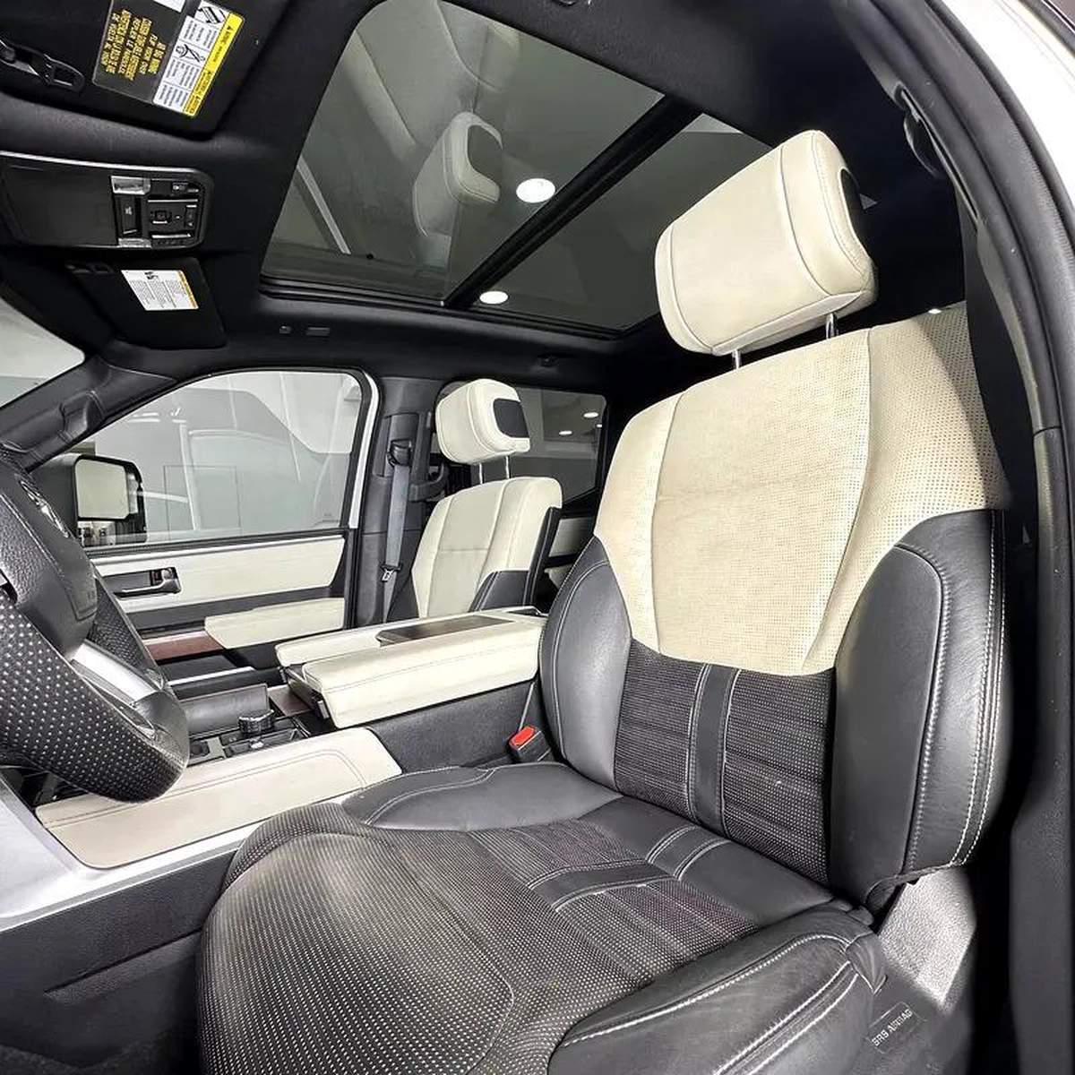 Toyota Tundra Capstone-18-18