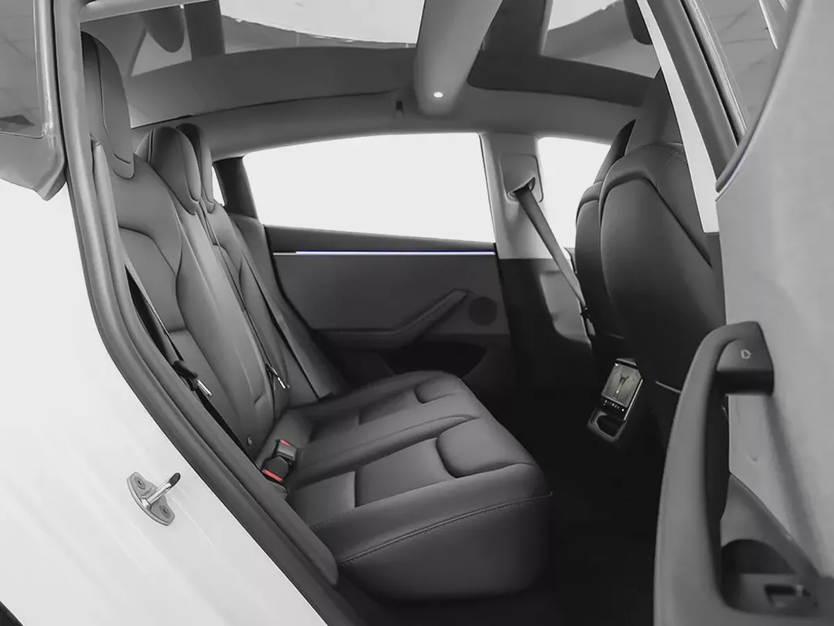 2,853 AED / 60 months | 0% DP | 2025 Tesla Model 3 RWD / Tesla Warranty-11-11