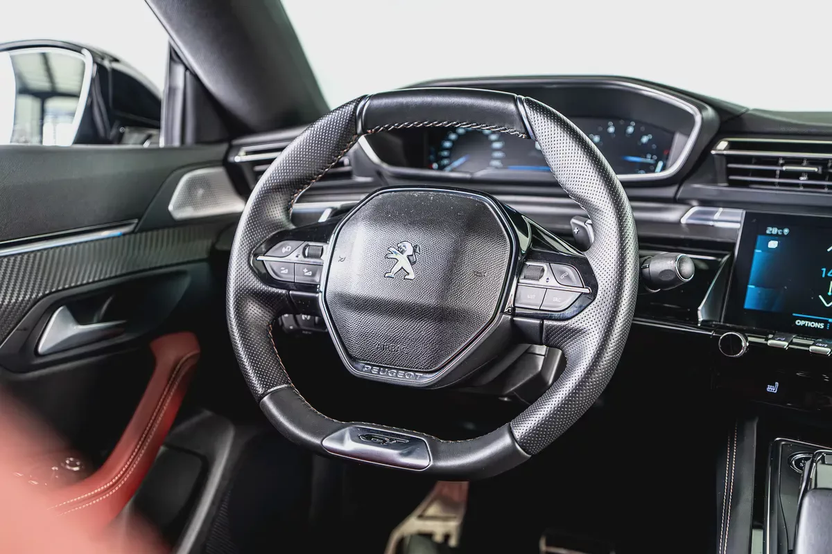 Peugeot 508 GT-GCC-1 Owner-Al Nabooda Warranty-Exclusive Leather Sports Seats With White Stitching-18-18