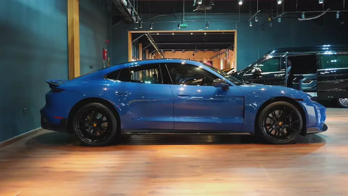 Porsche Taycan GTS 2022-7-7