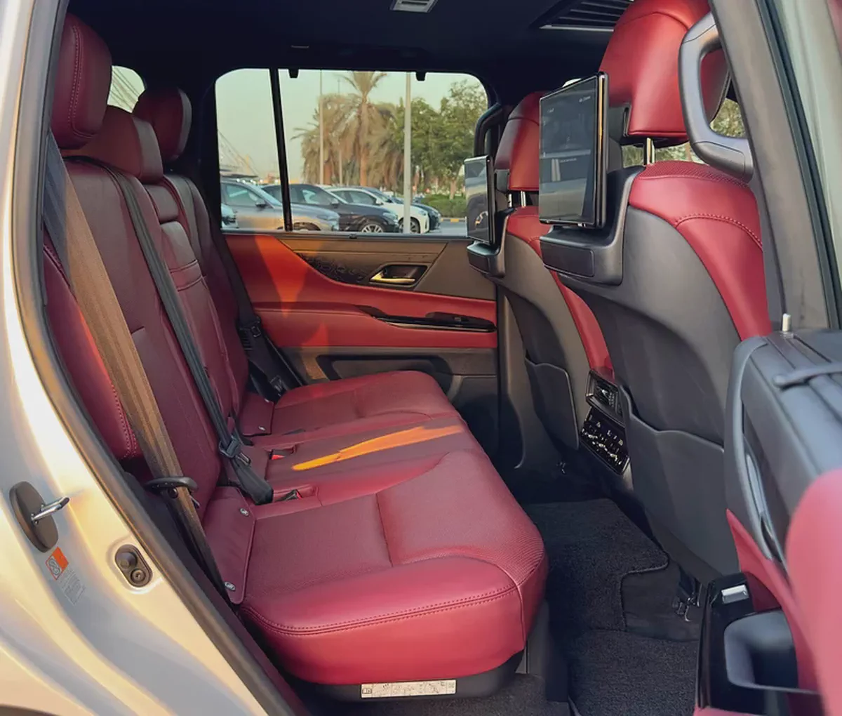 2023 Lexus LX600 Ash Wood, Dealer Warranty, GCC Specifications-11-11