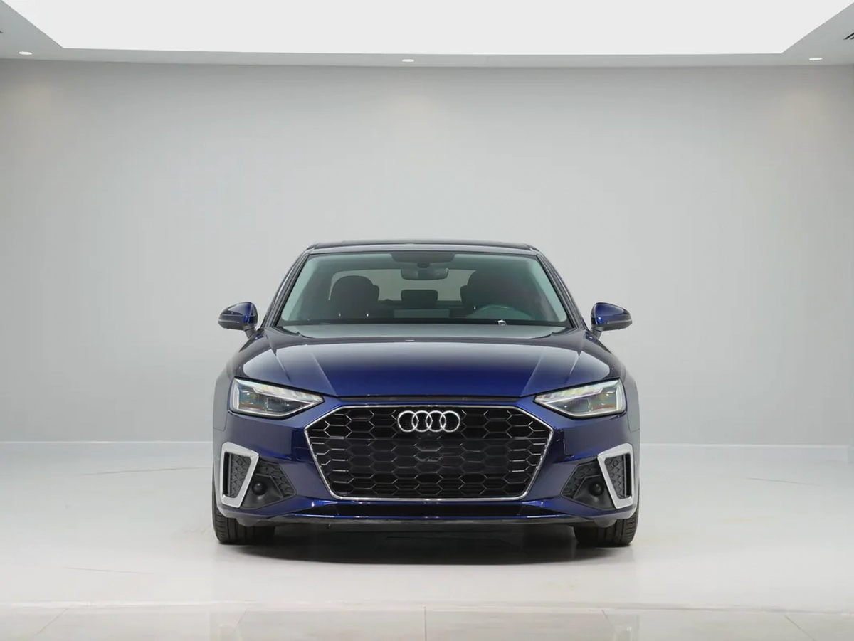Audi A4 2022 SPORT LINE | GCC specs | Great condition-4-4
