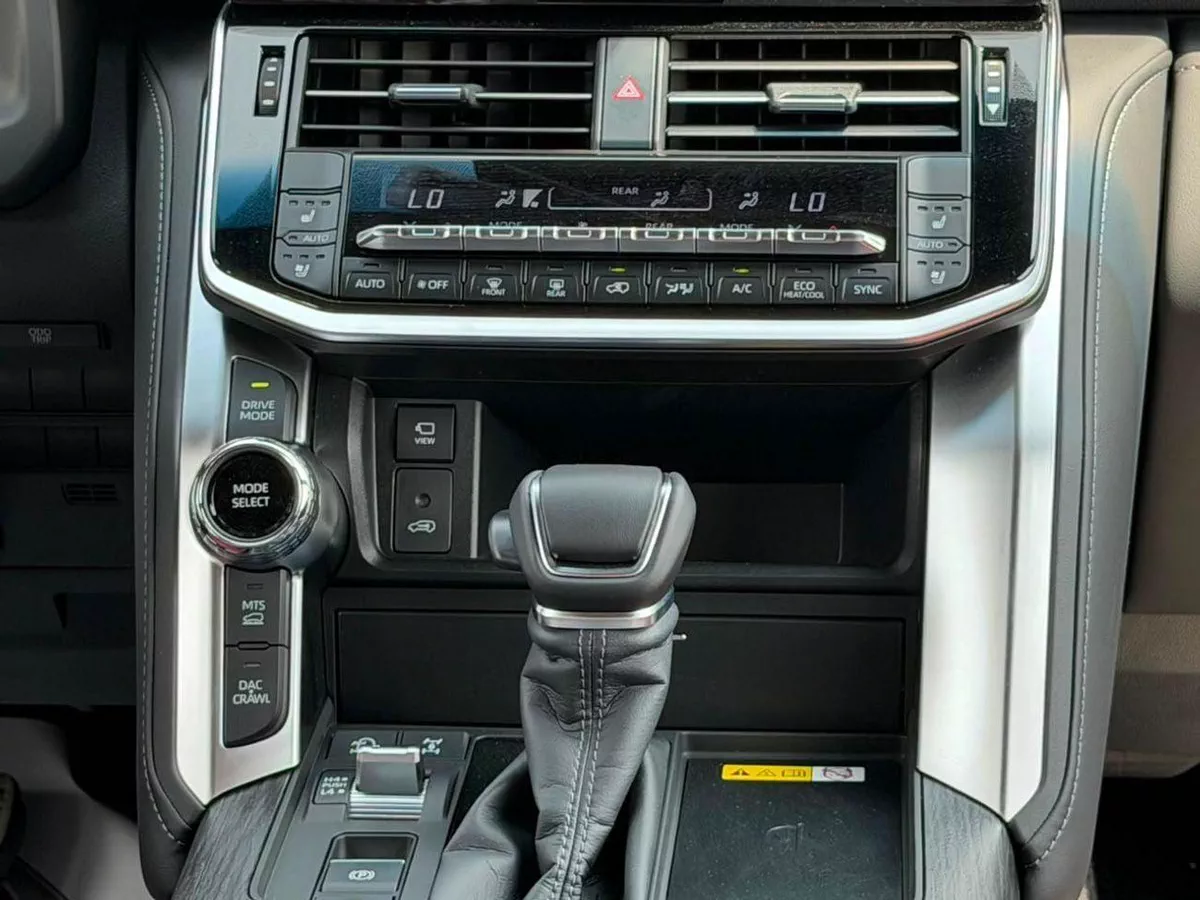 Toyota Land Cruiser VXR 3.5L TT petrol 2026 Export Price @ 418,000 AED-17-0