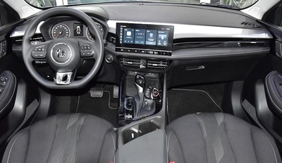 MG 5 ( 2026 Model ) in Silver Color GCC Specs-11