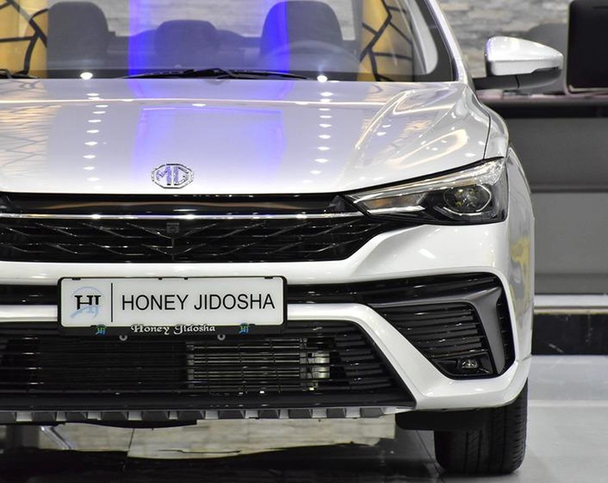 MG 5 ( 2026 Model ) in Silver Color GCC Specs-10-10