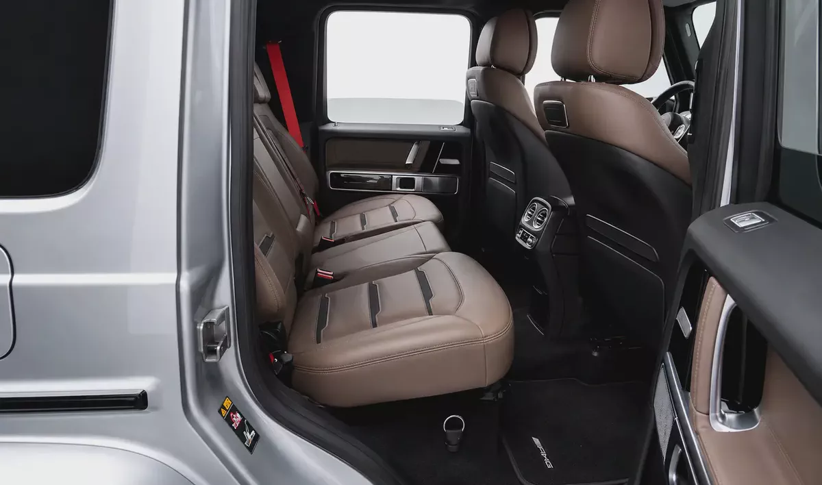 Night Package | 2023 Mercedes-Benz G-Class G 63 AMG - Korean Specs - Pristine Condition-5-5