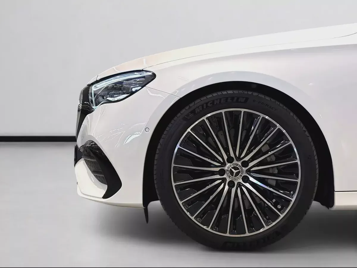 AED 4,620 P.M | 0% DOWN PAYMENT | MERCEDES-BENZ E300 | 2.0L TURBO MILD HYBRID – 258 HP | 2024 | GCC-10-10