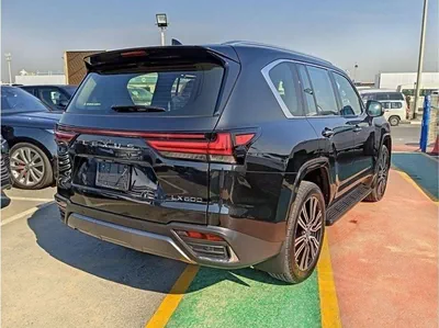 Lexus LX600 Signature LEXUS LX 600 SIGNTURE BLACK/RED-6