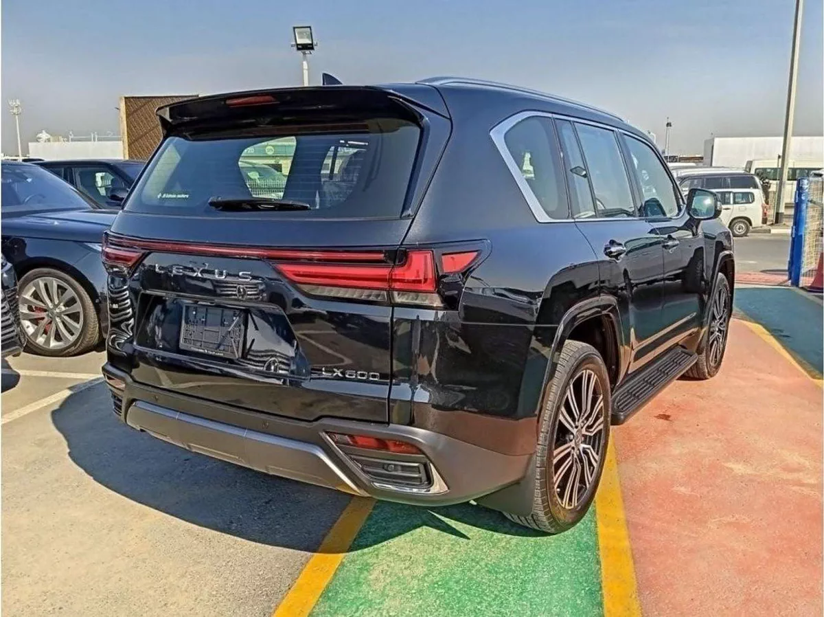 Lexus LX600 Signature LEXUS LX 600 SIGNTURE BLACK/RED-6-0