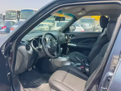 Nissan juke 2013 gary color GCC calen car-3