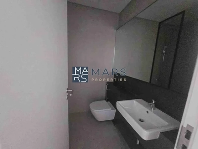 SPACIOUS | Big Lyout | Prime Location-10