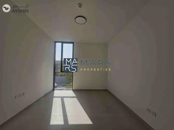 SPACIOUS | Big Lyout | Prime Location