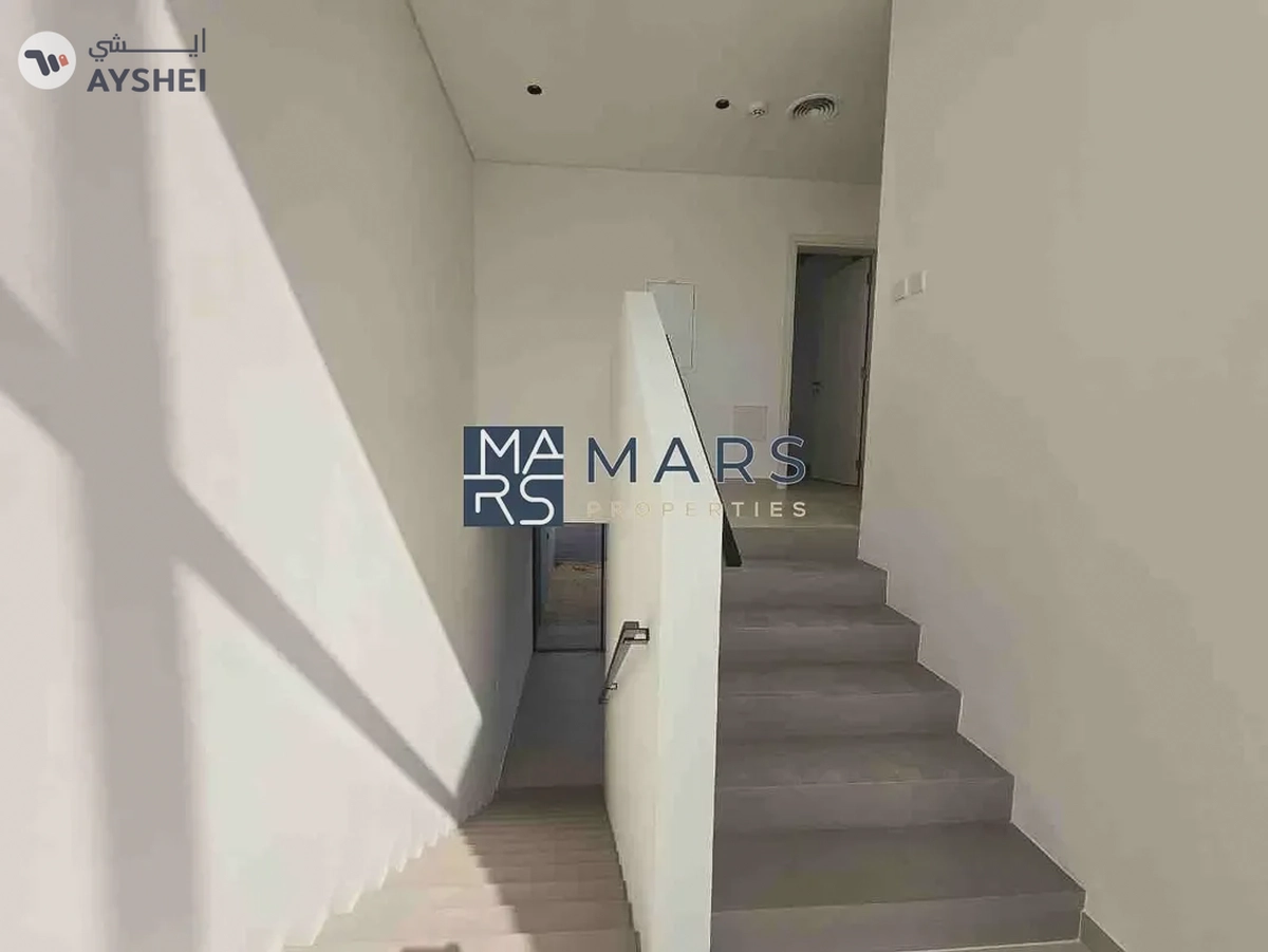 SPACIOUS | Big Lyout | Prime Location-4-4