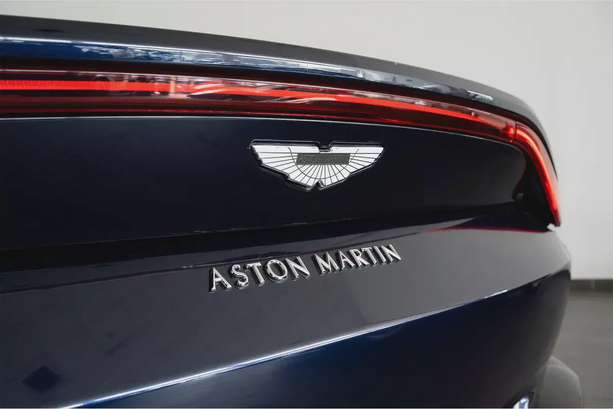 AED 6,378 / 60 months | 0% DP | 2019 Aston Martin Vantage V8 / Full Aston Martin Service History-12-12
