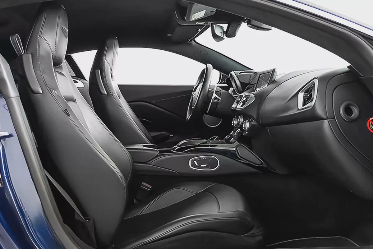 AED 6,378 / 60 months | 0% DP | 2019 Aston Martin Vantage V8 / Full Aston Martin Service History-7-7