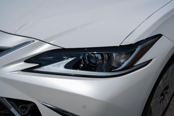 Lexus ES-Series 300 h