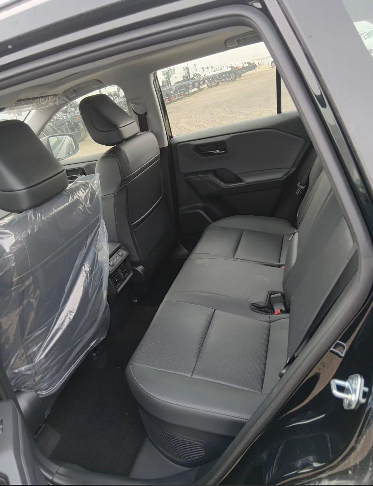 TOYOTA RAV4 LIMITED 2.5L HYBRID 2026-6-6