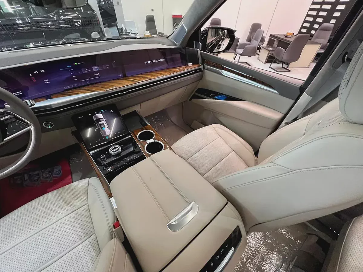 !! 2025 !! Cadillac | Escalade | Sport Platinum | GCC | Warranty + Service Contract-14-14