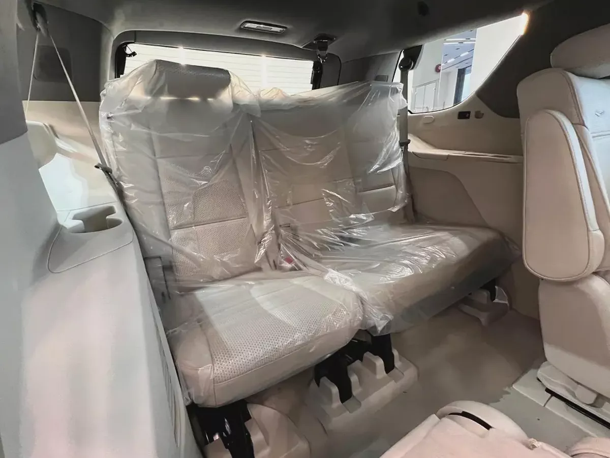 !! 2025 !! Cadillac | Escalade | Sport Platinum | GCC | Warranty + Service Contract-17-17