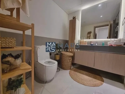 Hot Property |Big layout | Pool View |-1