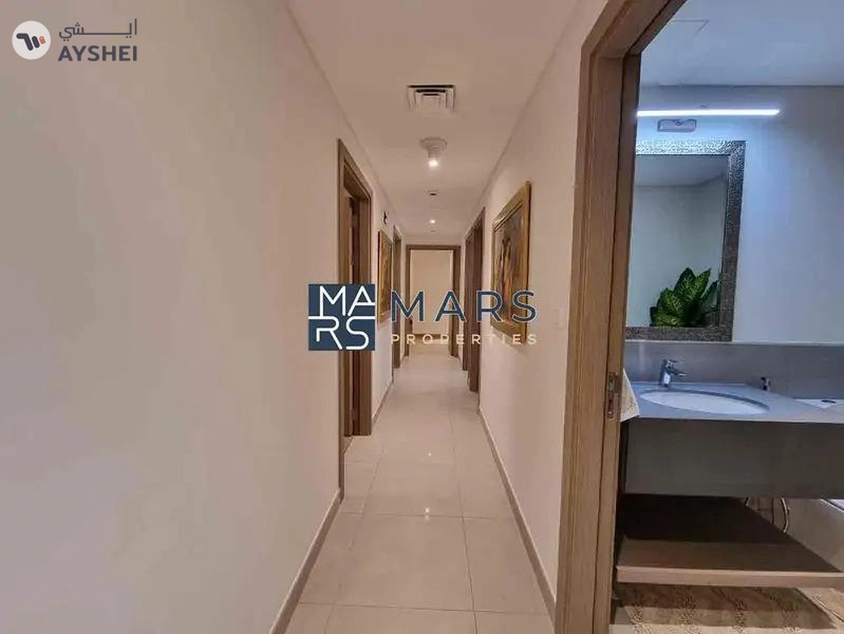Hot Property |Big layout | Pool View |-10-10