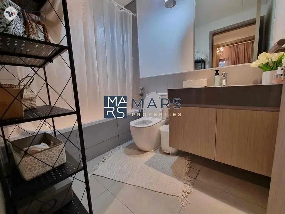 Hot Property |Big layout | Pool View |-4-4